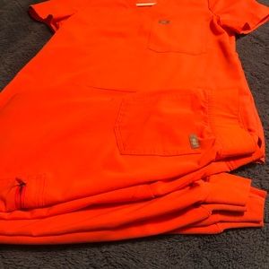 Figs set scrubs size small orange in color